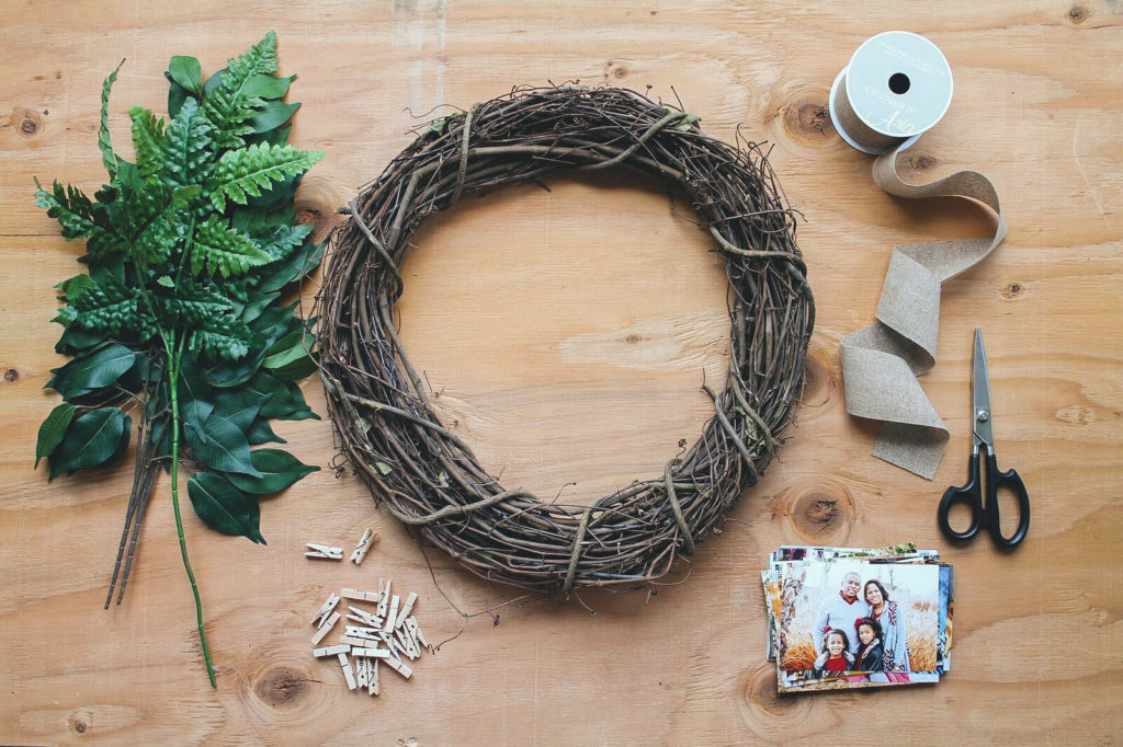 DIY Festive Photo Prints Wreath